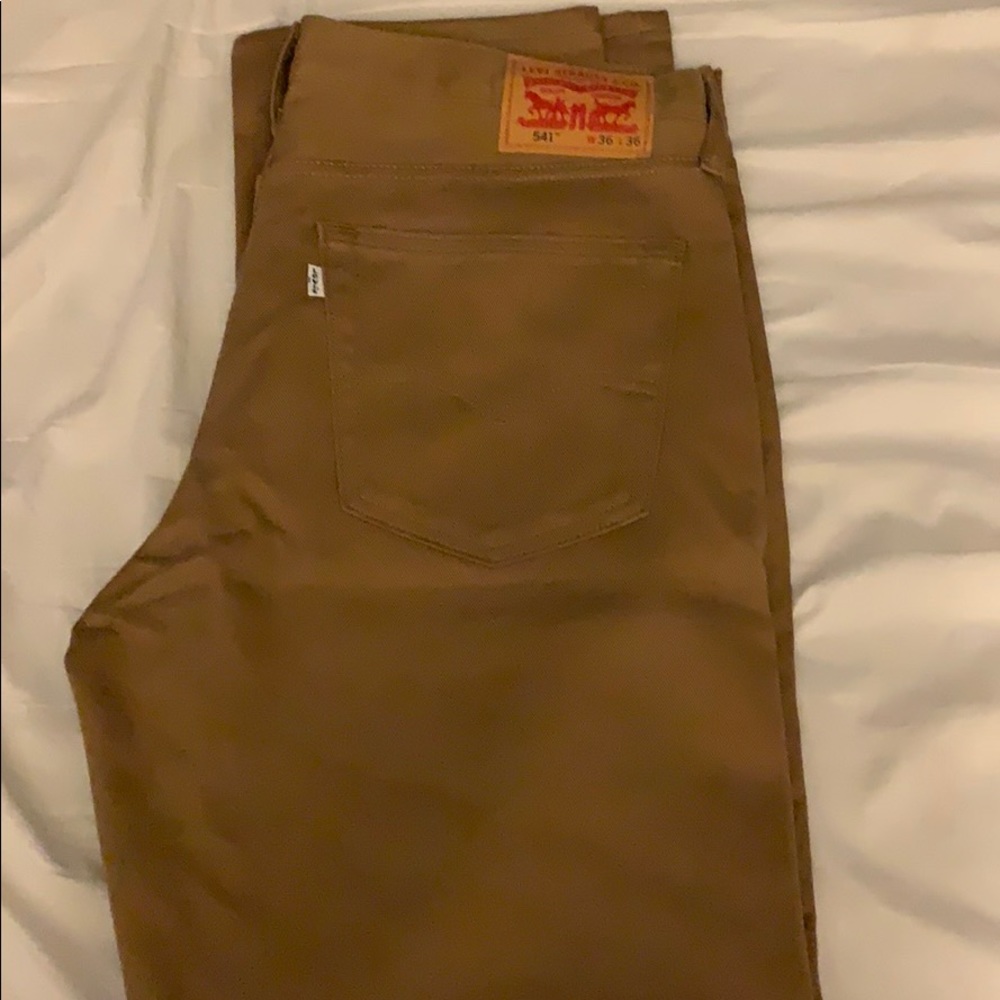 Khaki jeans
